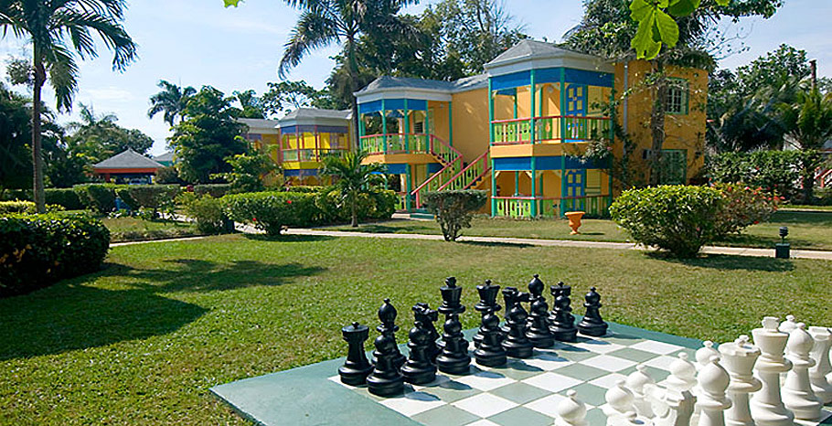 Grand Pineapple all inclusive vacations Negril Colorful Cottages